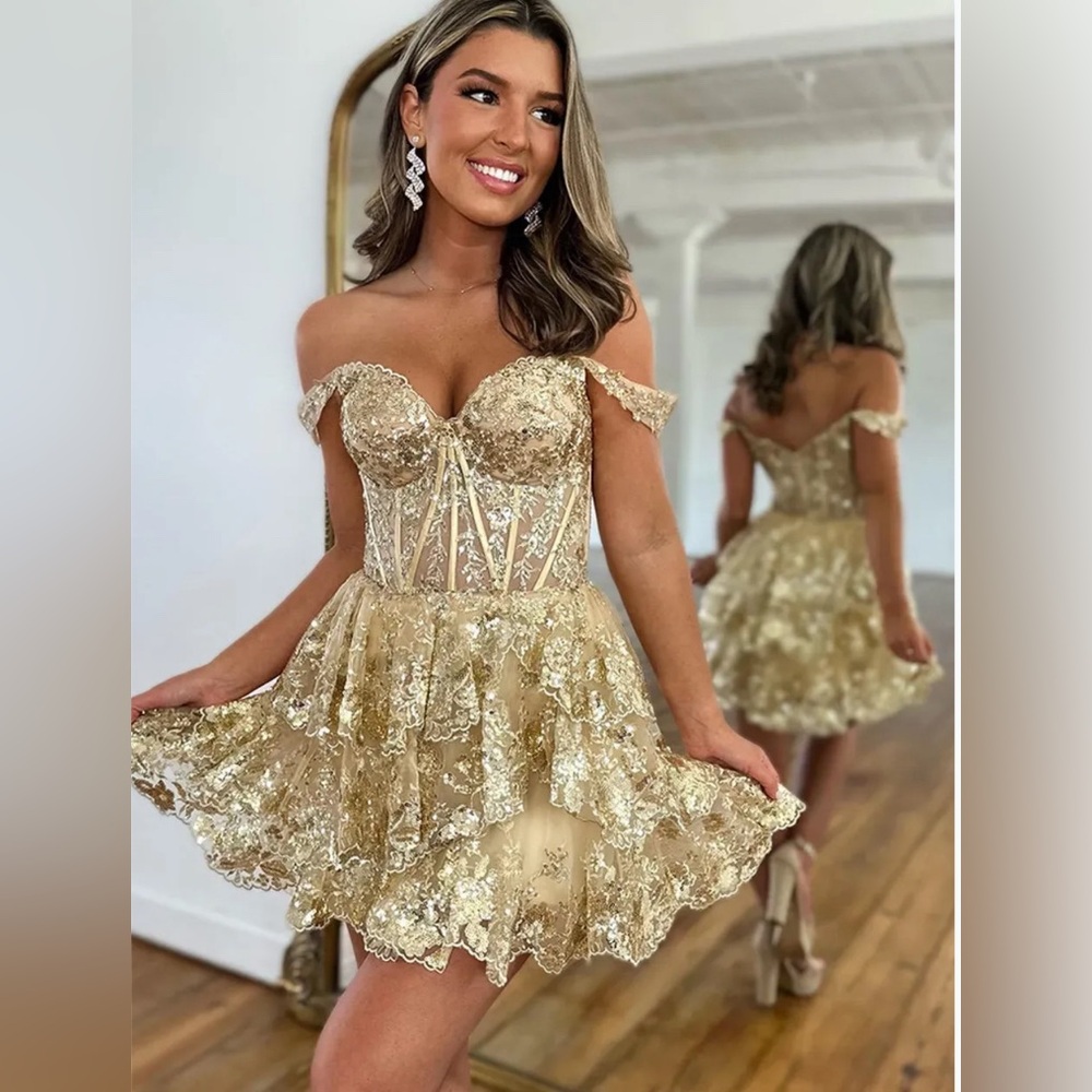Gold homecoming dress size 2
